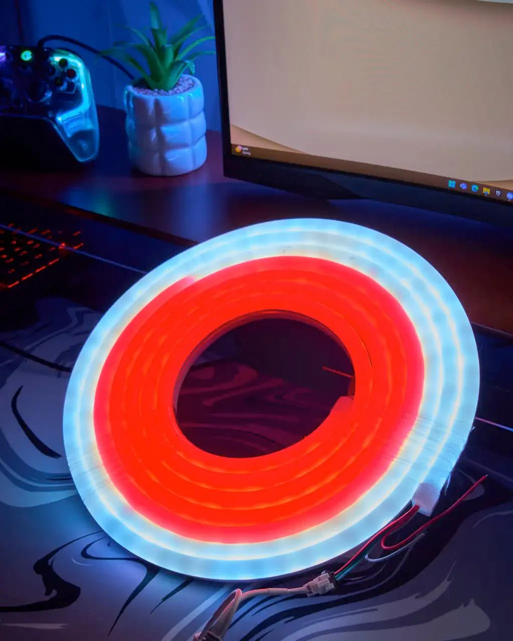 Smart Neon RGB-IC kit lighting for premium gaming setups
