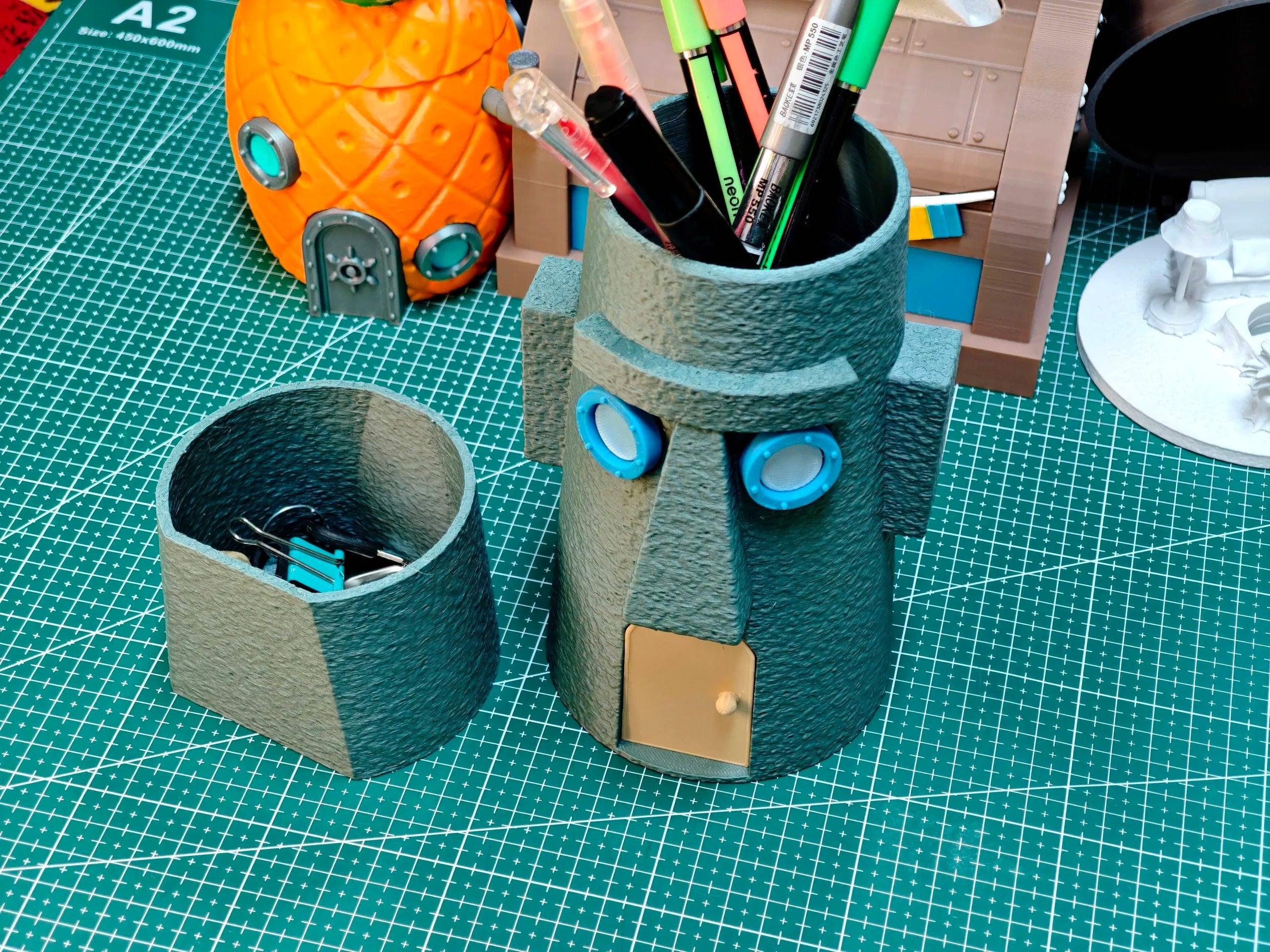 Bikini Bottom Table Decoration - CoffeeGamerStore