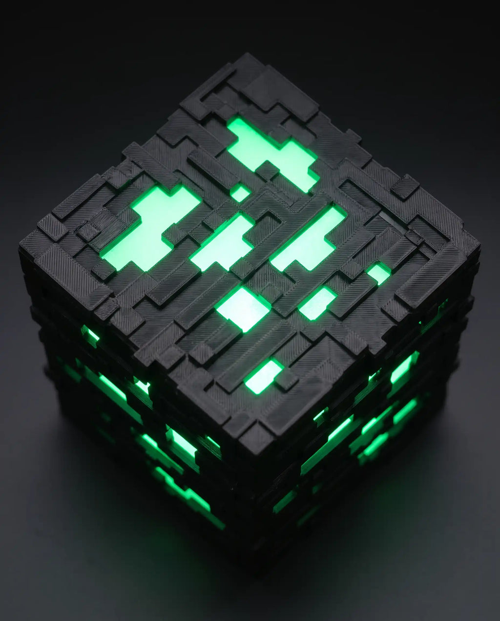Minecraft RGB Cube Ore Lamp — App & Remote