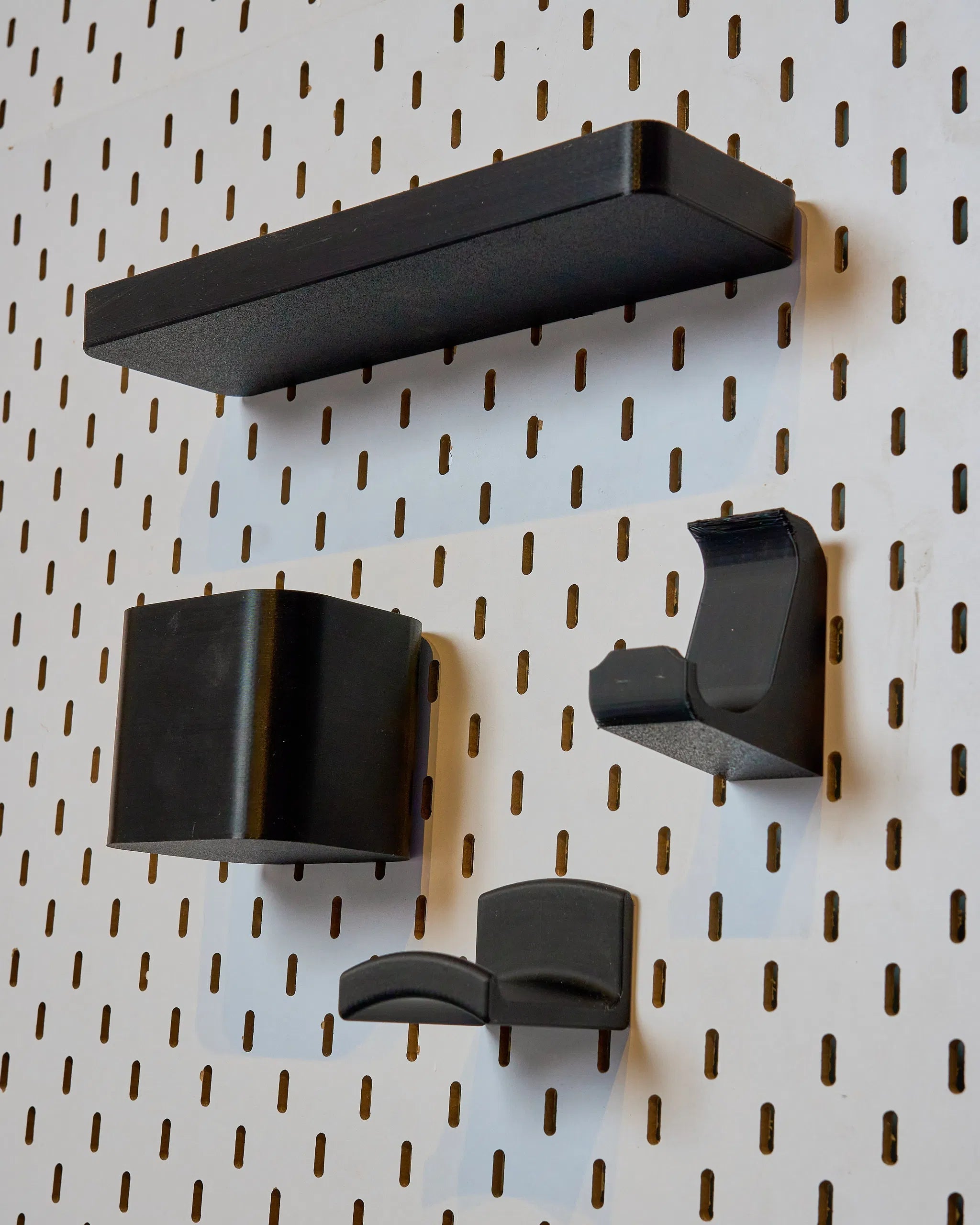 Peg board 56*76 MDF black - CoffeeGamerStore
