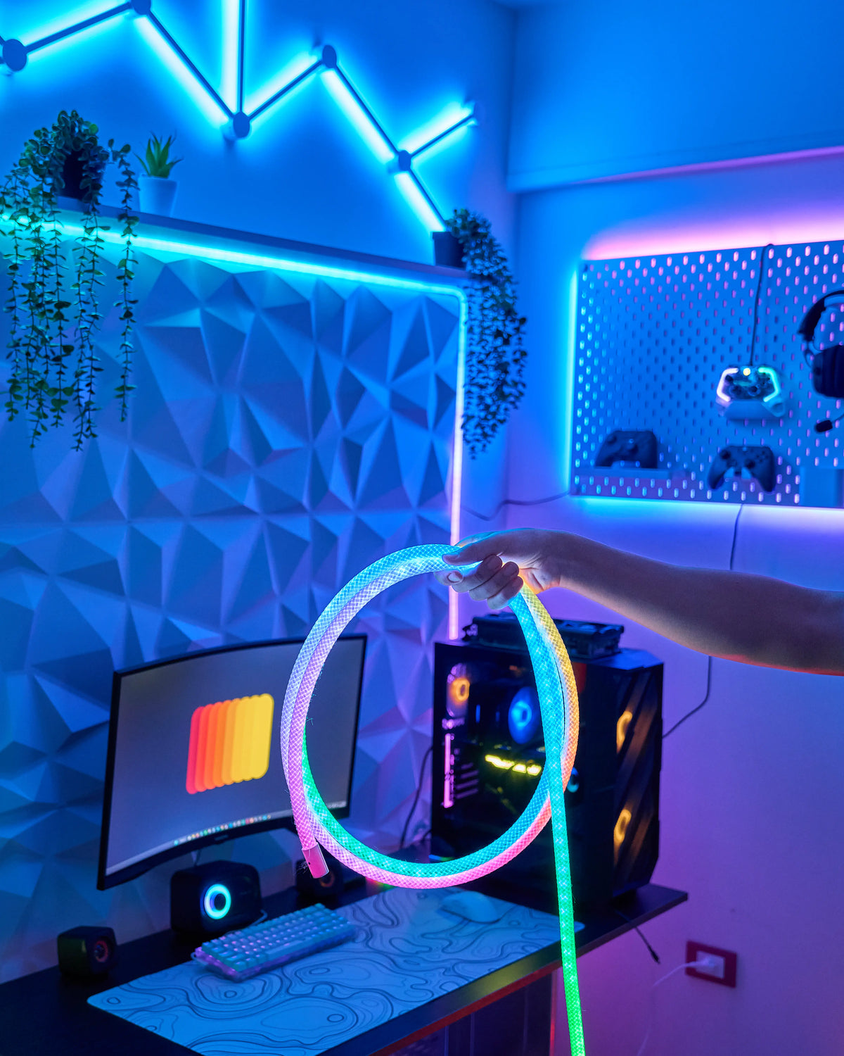 RGBIC LED strip light kit, photo 2